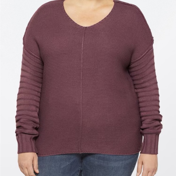 Pink Clover sweater - Picture 1 of 4